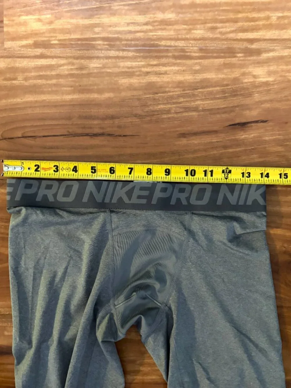 Nike Pro 3/4 training compression tights gray size M